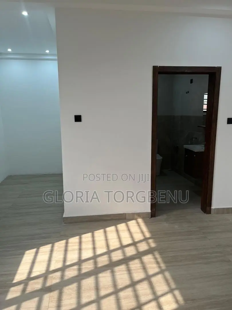 4bdrm House in East Legon for rent