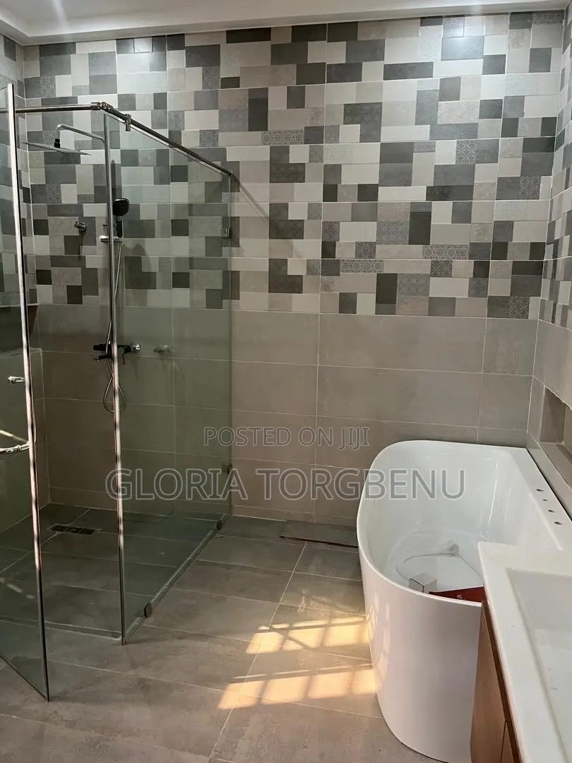 4bdrm House in East Legon for rent