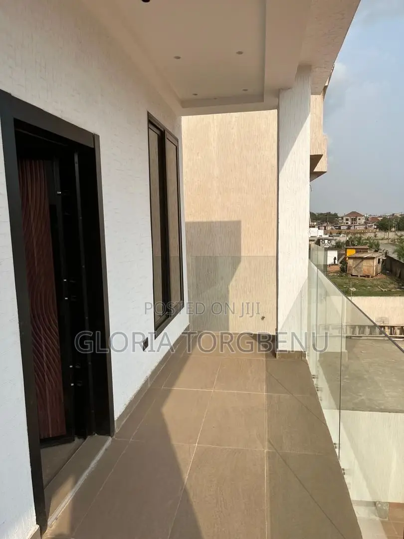 4bdrm House in East Legon for rent