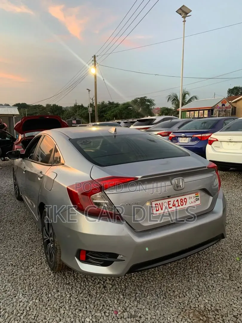 Honda Civic EX-L 4dr Sedan (1.5L 4cyl) 2016 Silver