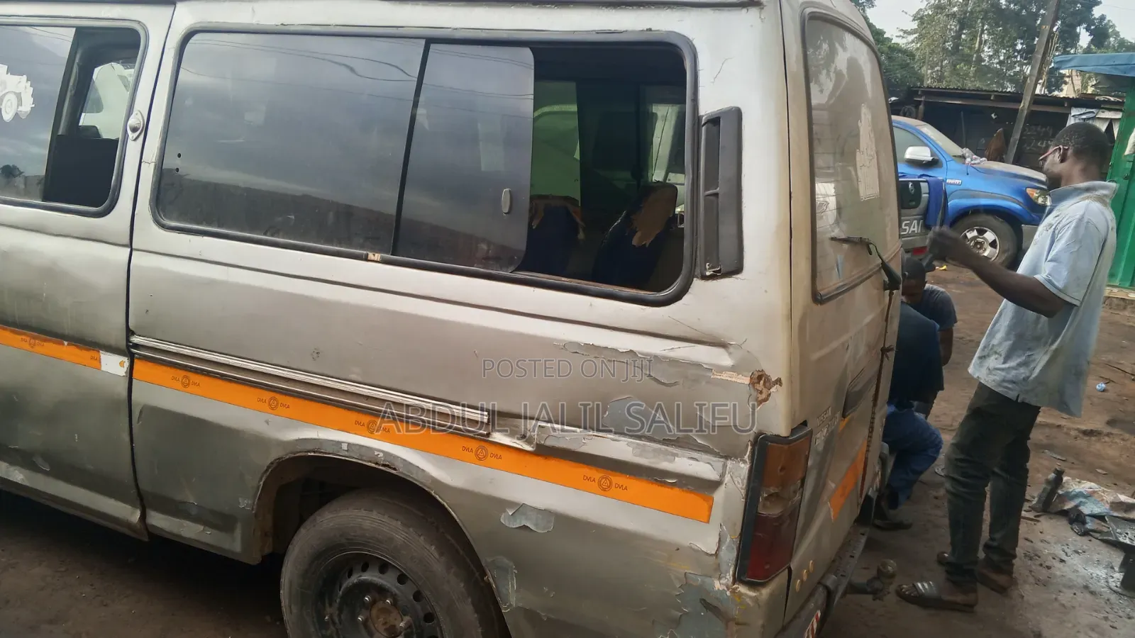 Nissan Caravan (Urvan) 2009