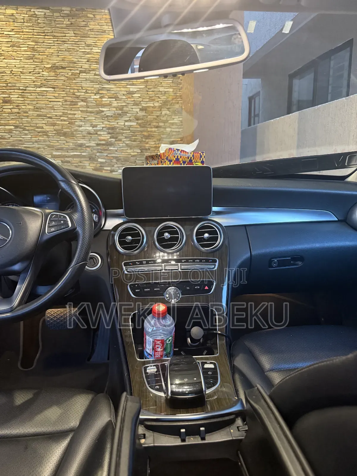 Mercedes-Benz C300 Luxury 4dr AWD 4Matic Sedan (2.0L 4cyl 7A) 2015