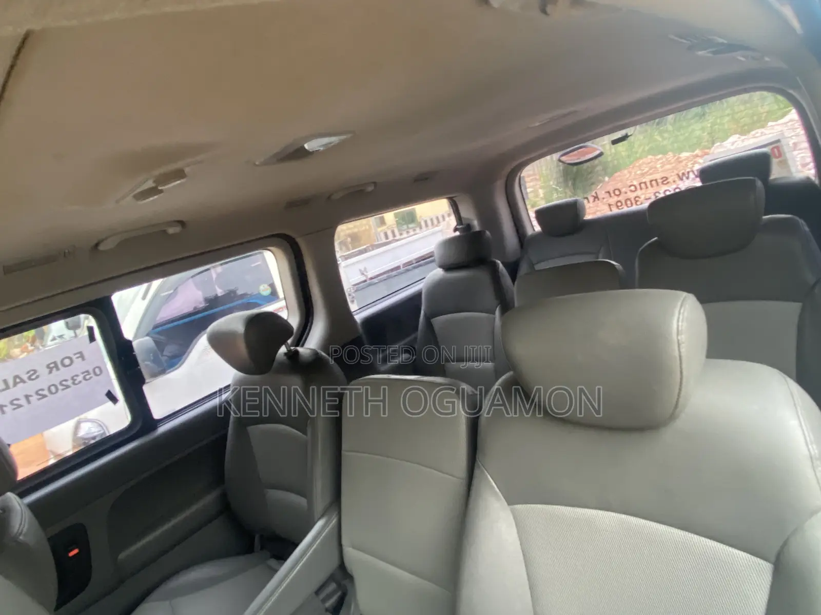 Hyundai Starex 2011 White