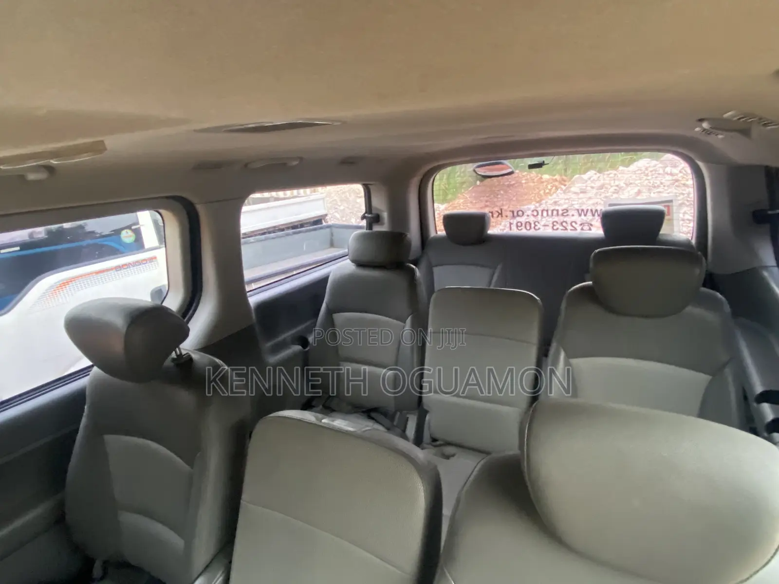 Hyundai Starex 2011 White