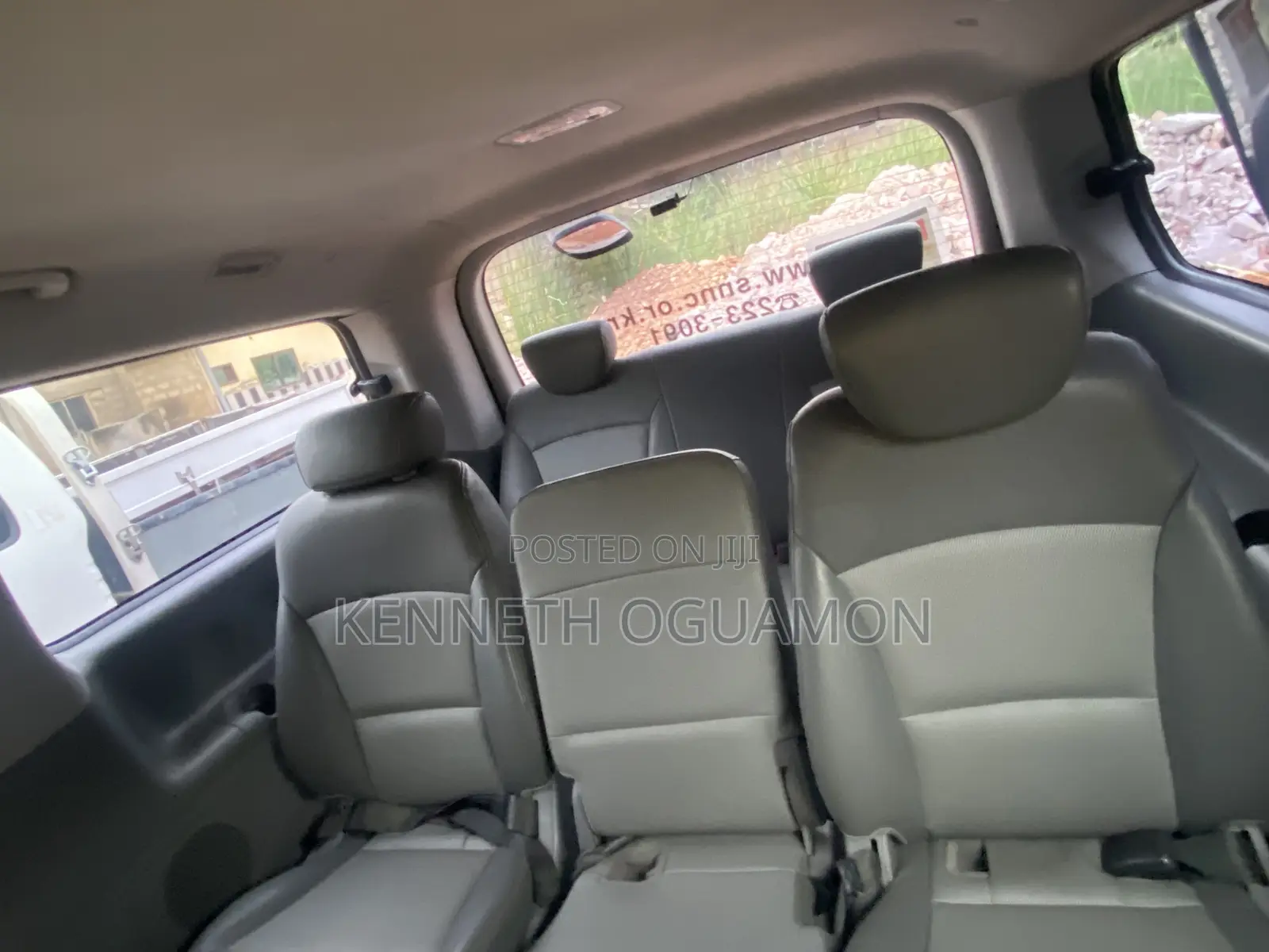 Hyundai Starex 2011 White