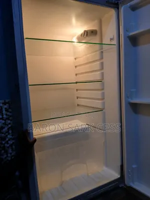 Binatone 205 Liters Refrigerator