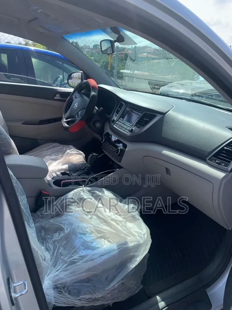 Hyundai Tucson SE AWD 2018 Silver