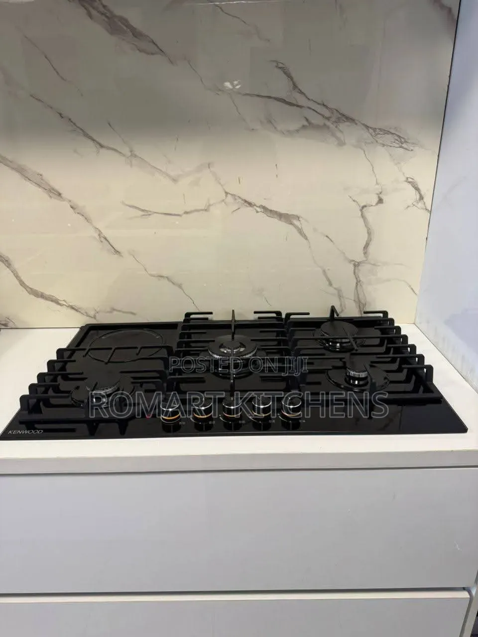 Kenwood 90cm Ceramic Glass Hybrid Cooktop. 4 Gas and 1 Electric
