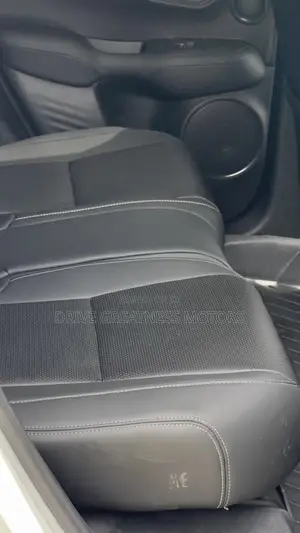 Honda HR-V 2023 White