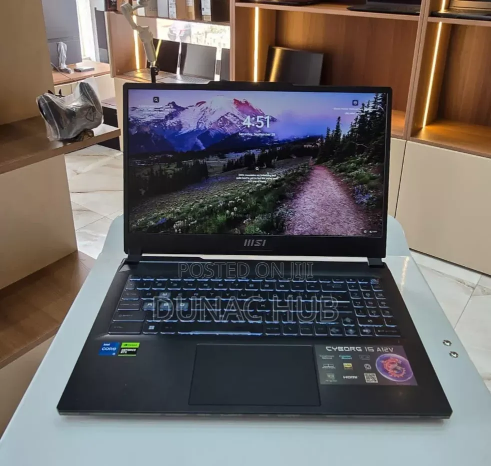 Laptop MSI Cyborg 15 8GB Intel Core i5 SSD 512GB