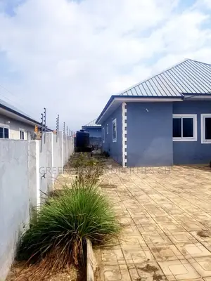 3bdrm House in Kasoa for sale