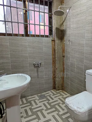 3bdrm Apartment in Tech Emena, Kumasi Metropolitan for rent