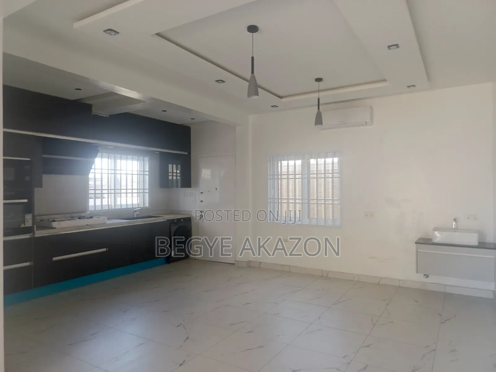 4bdrm Townhouse/Terrace in Tseaddo Trade Fair for sale