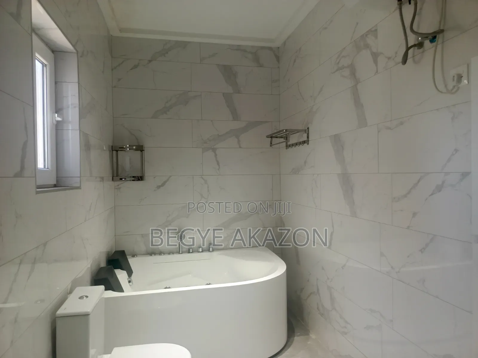 4bdrm Townhouse/Terrace in Tseaddo Trade Fair for sale