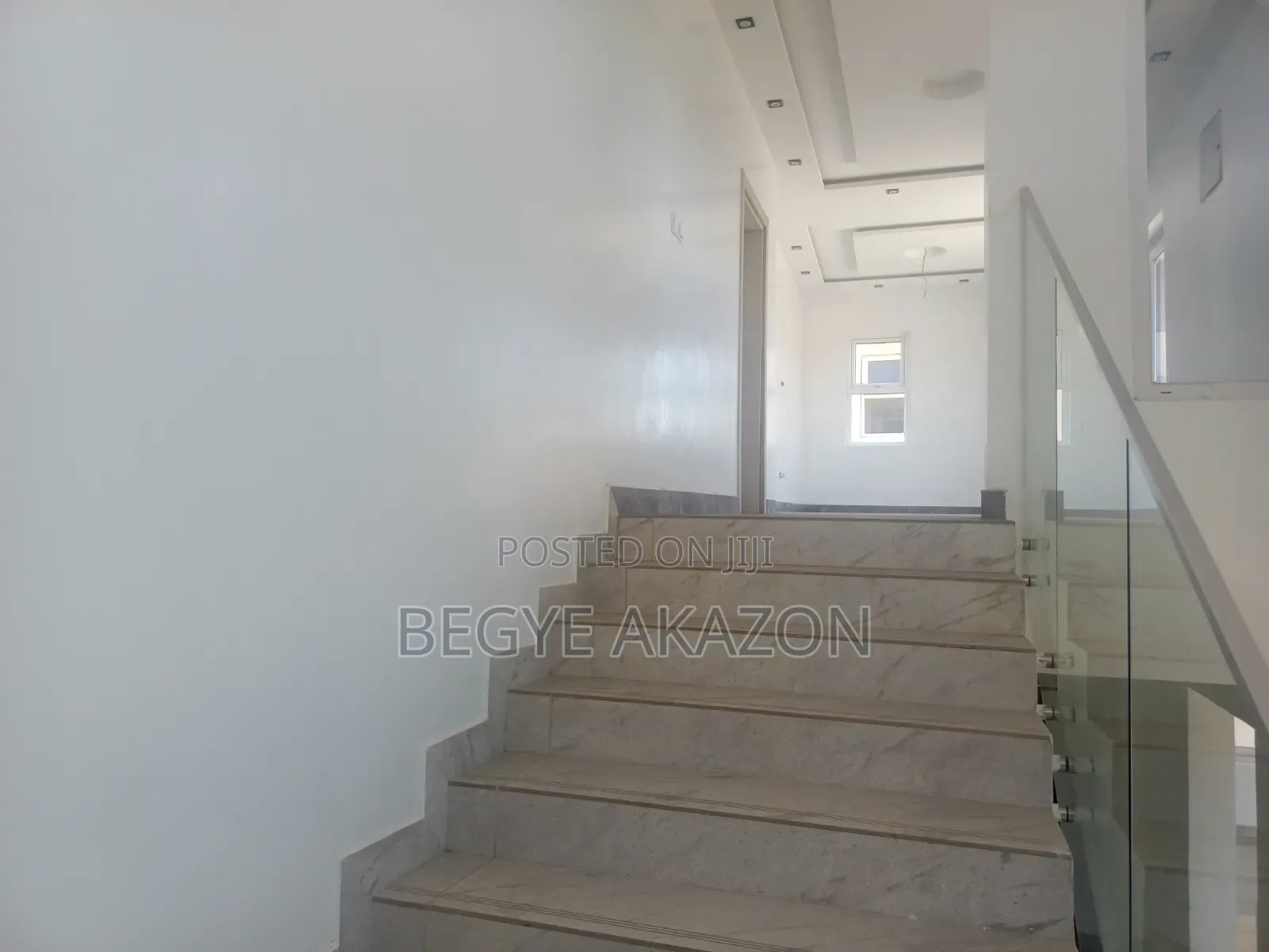 4bdrm Townhouse/Terrace in Tseaddo Trade Fair for sale