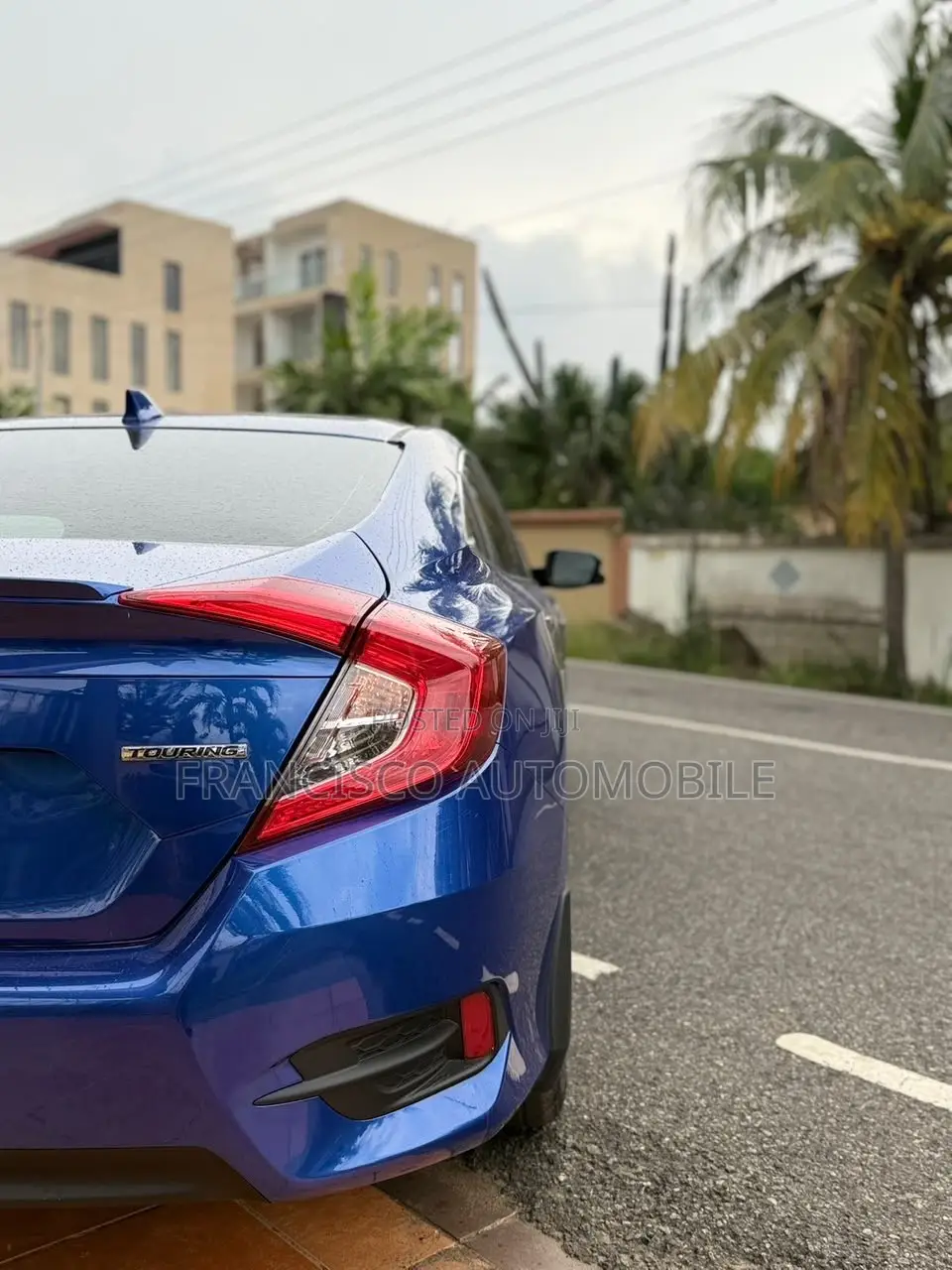 Honda Civic Touring 4dr Sedan (1.5L 4cyl) 2017 Blue