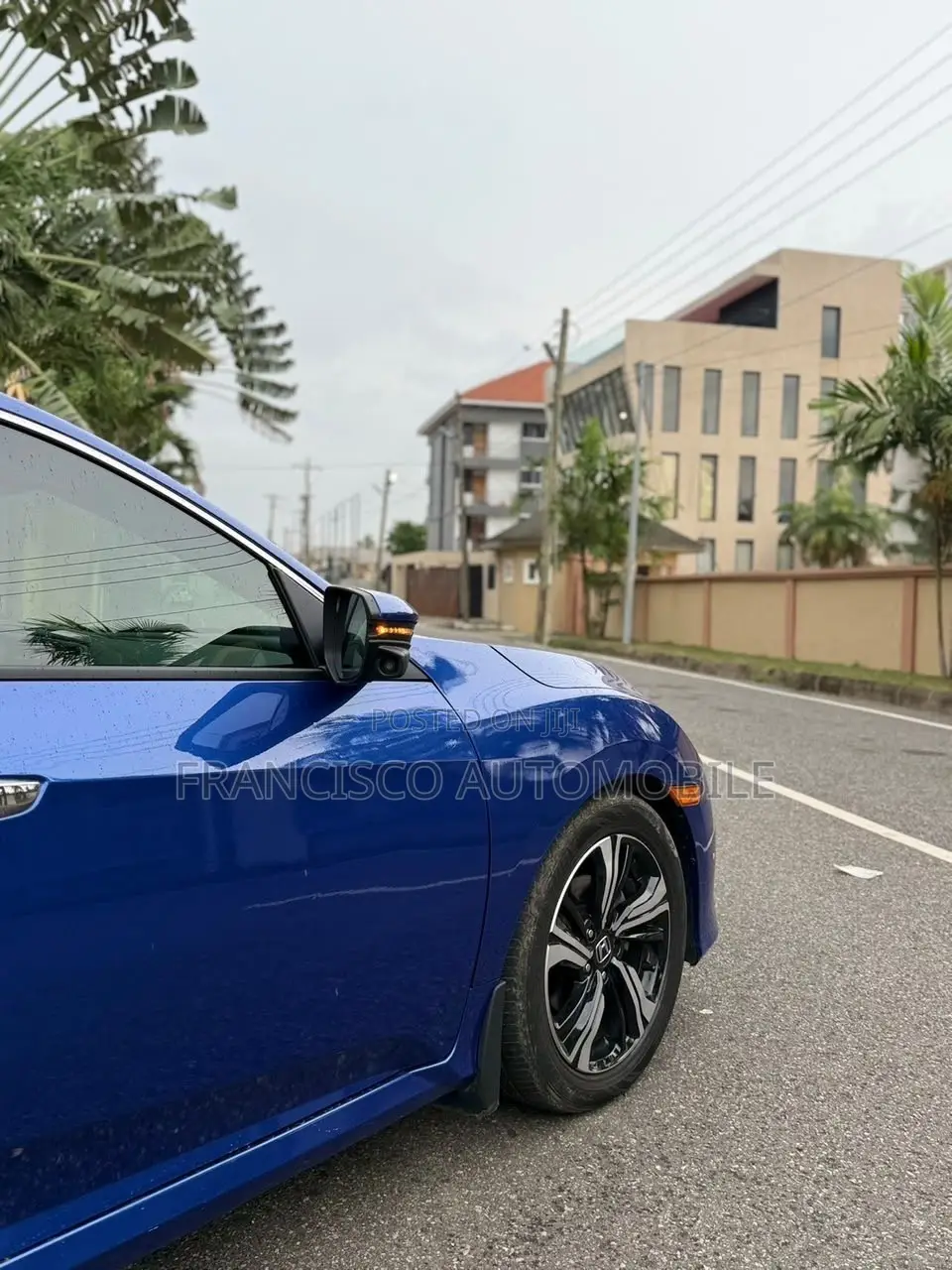 Honda Civic Touring 4dr Sedan (1.5L 4cyl) 2017 Blue