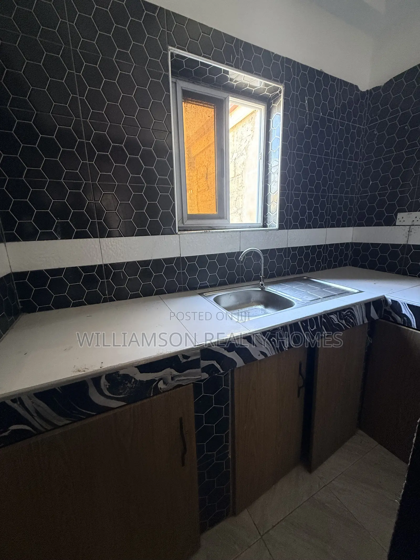 2bdrm Apartment in Sarkumonor Estate, Spintex for rent