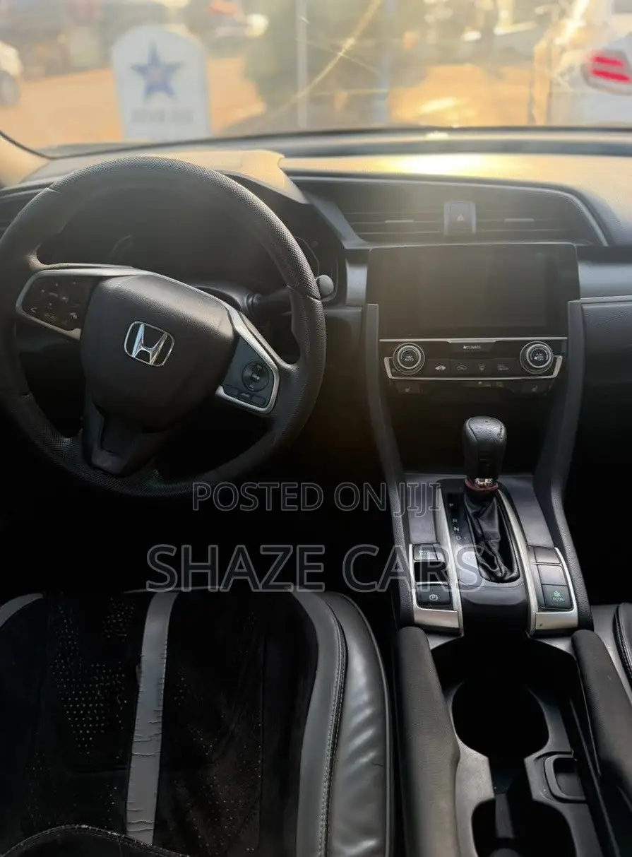 Honda Civic LX 4dr Sedan (2.0L 4cyl) 2017 Black