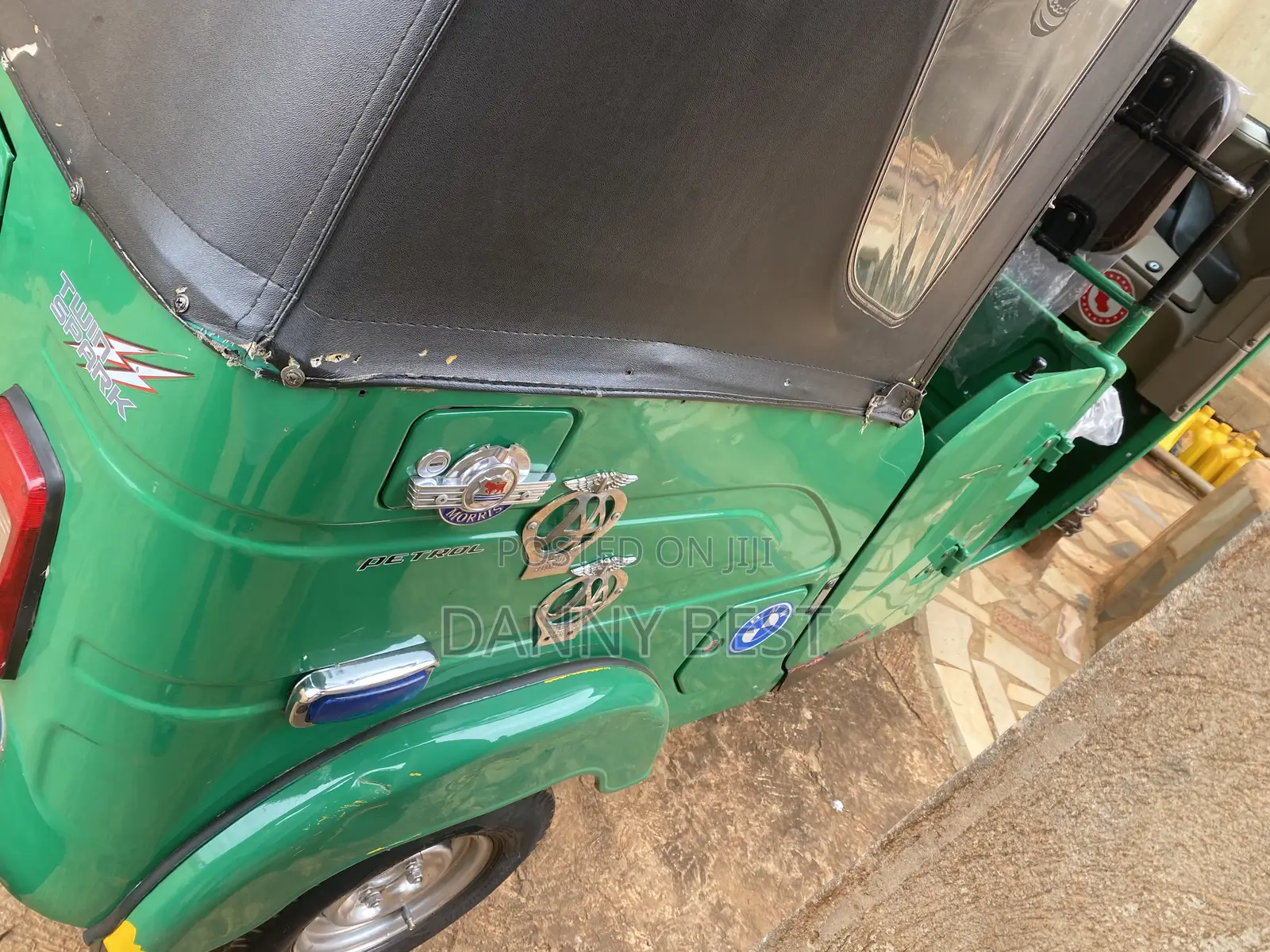 Bajaj RE 2026 Green