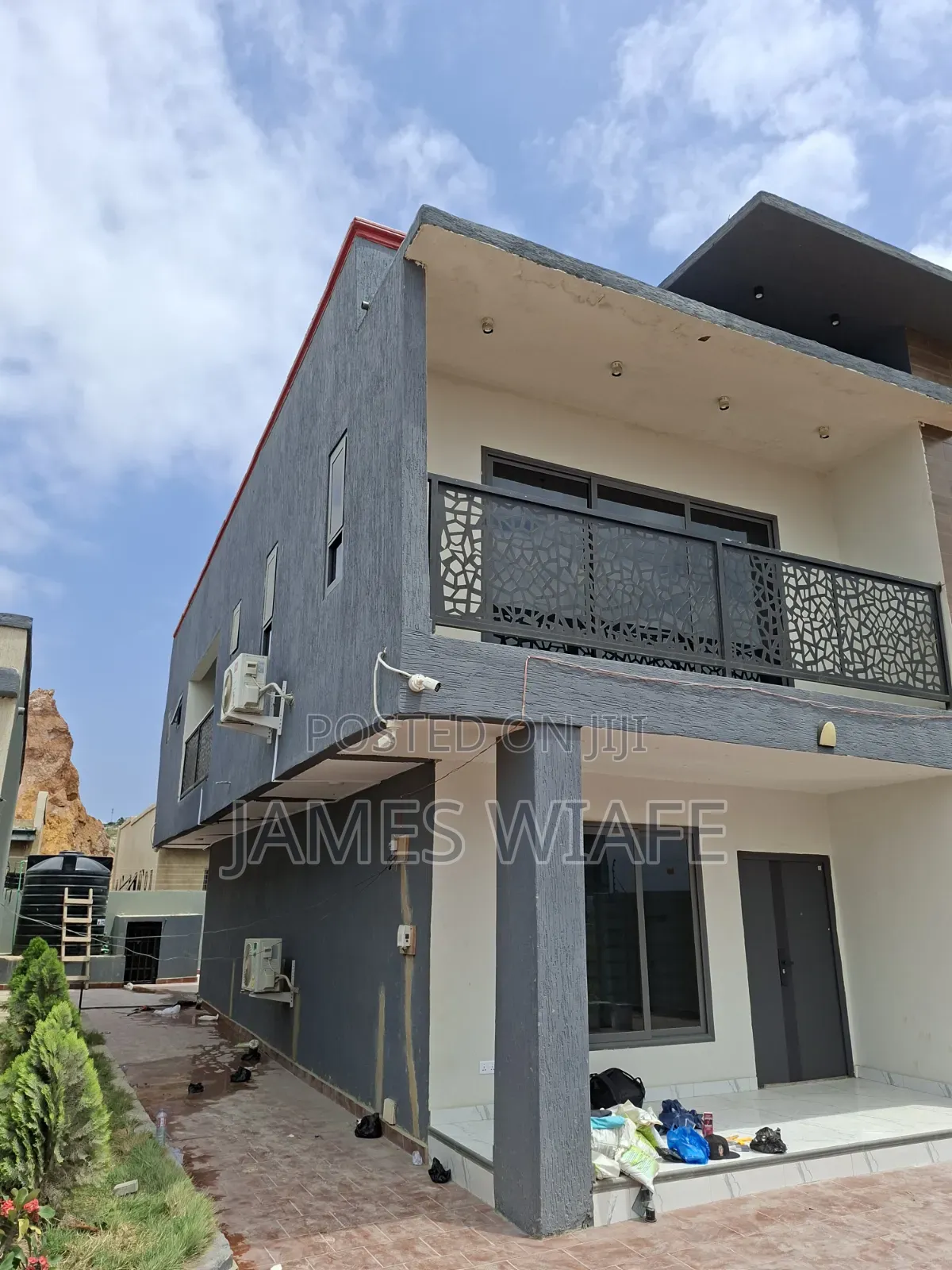 4bdrm Duplex in Kent Homes, Accra Metropolitan for sale