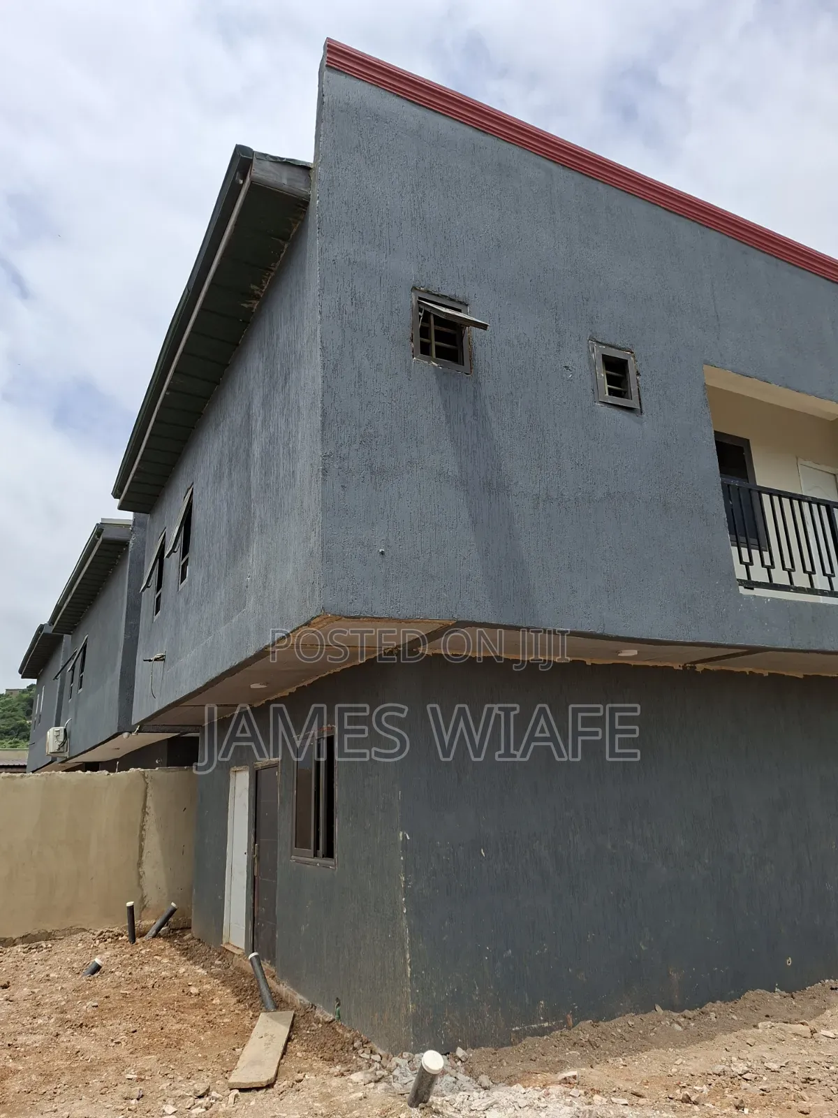 4bdrm Duplex in Kent Homes, Accra Metropolitan for sale