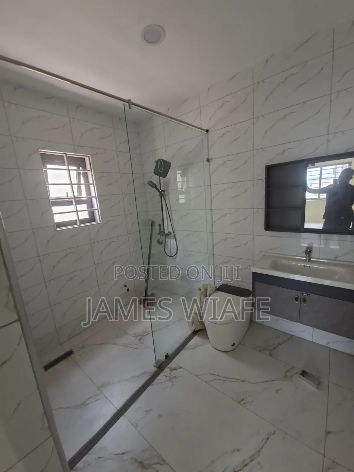 2bdrm Townhouse/Terrace in Kent Homes, Accra Metropolitan for sale