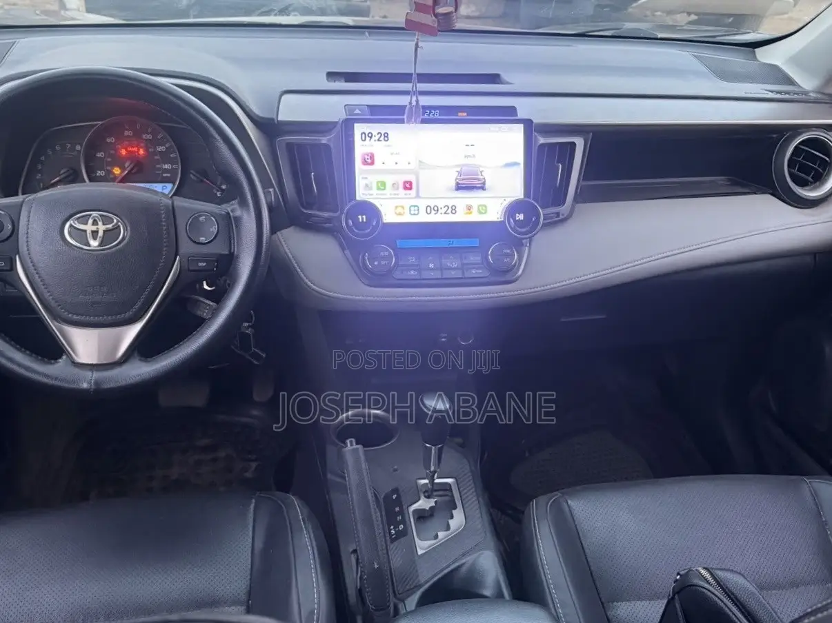 Toyota RAV4 XLE AWD (2.5L 4cyl 6A) 2017 Black