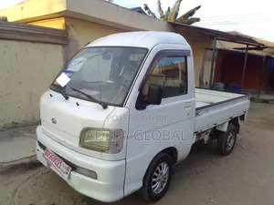 Daihatsu Hijet 2026 White