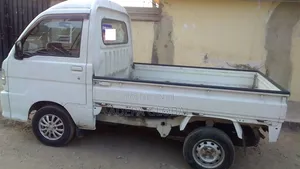 Daihatsu Hijet 2026 White