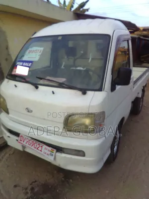Daihatsu Hijet 2026 White