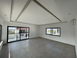 4bdrm House in SSNIT Flats for rent