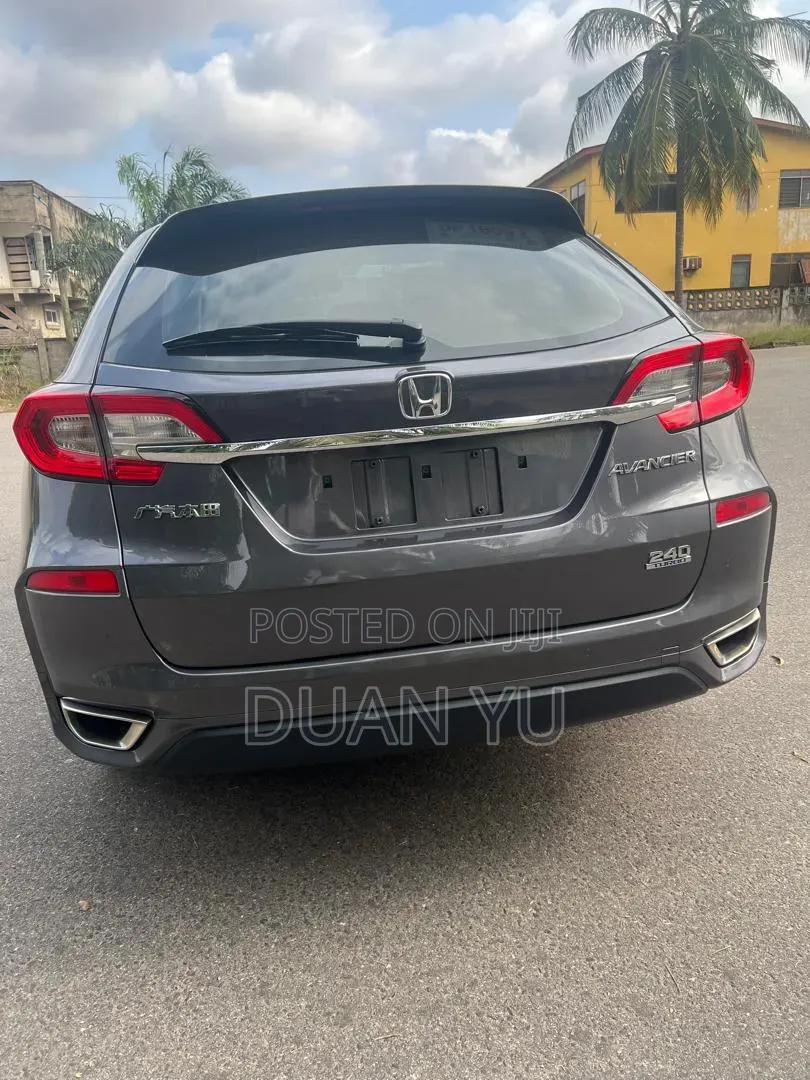 Honda Avancier 2017 Gray