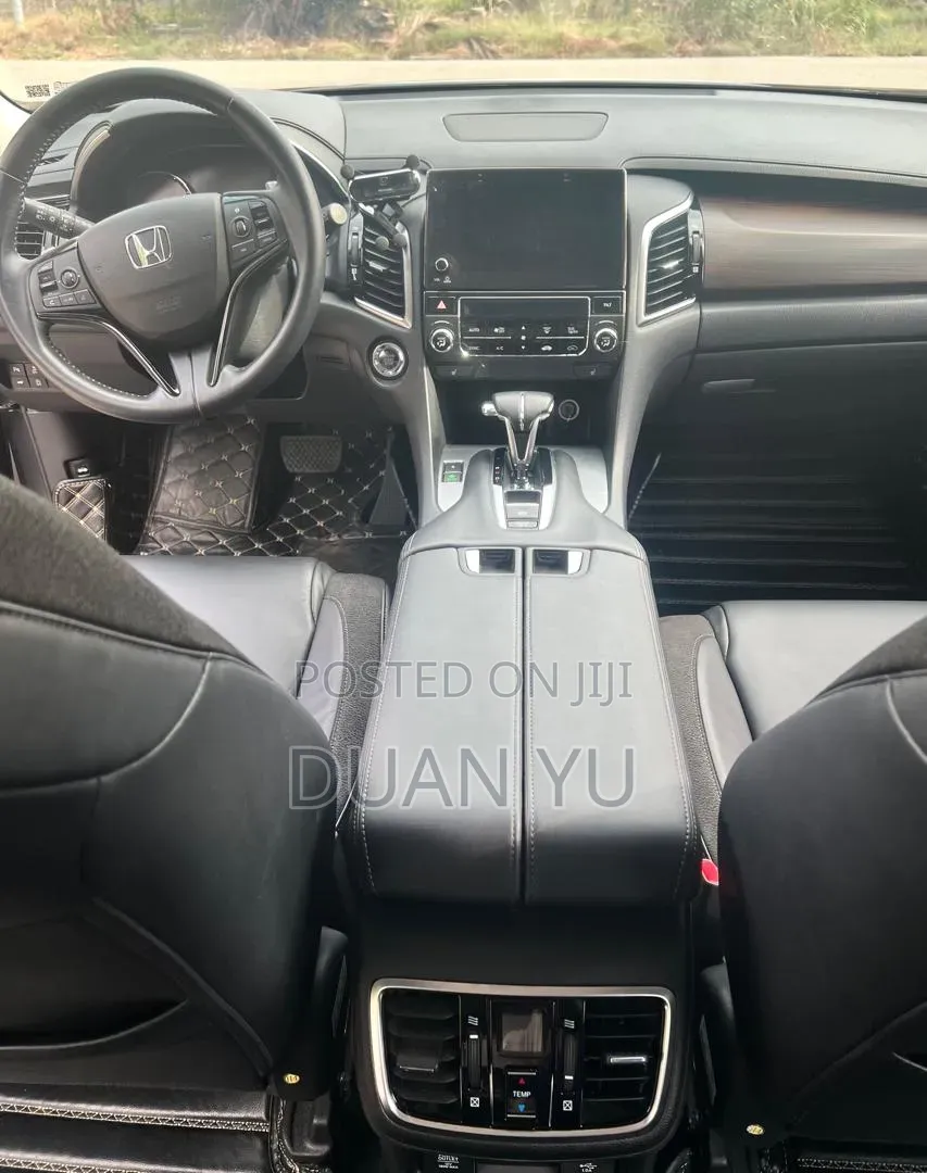 Honda Avancier 2017 Gray