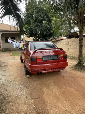 Volkswagen Vento 1994 Red