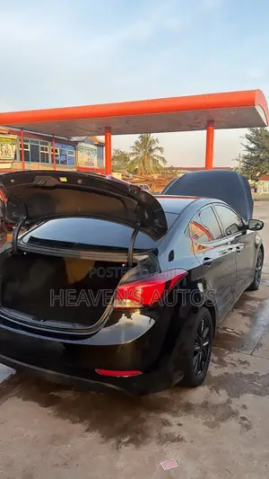 Hyundai Elantra 2016 Black