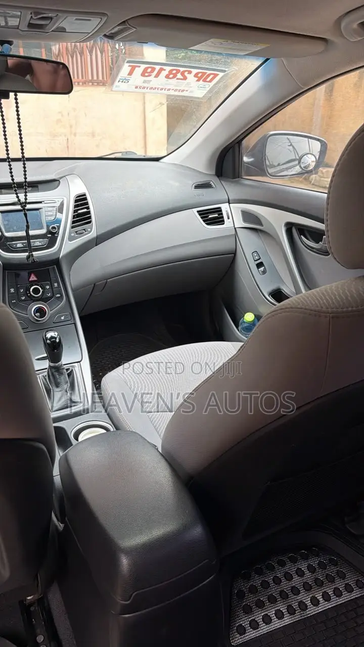 Hyundai Elantra 2016 Black