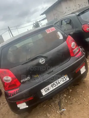 Nissan Pixo 1.0 FWD 2010 Black