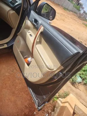 Toyota Highlander 2.7L 2WD 2013 Gray