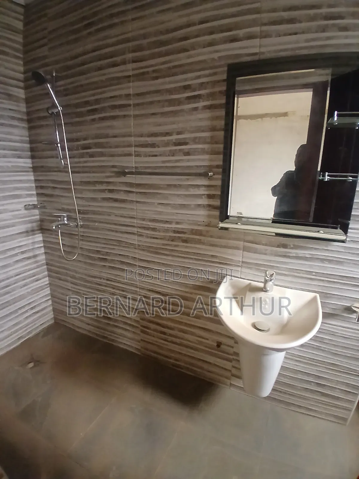 4bdrm Duplex in Bernard Agency, Pokuase for rent