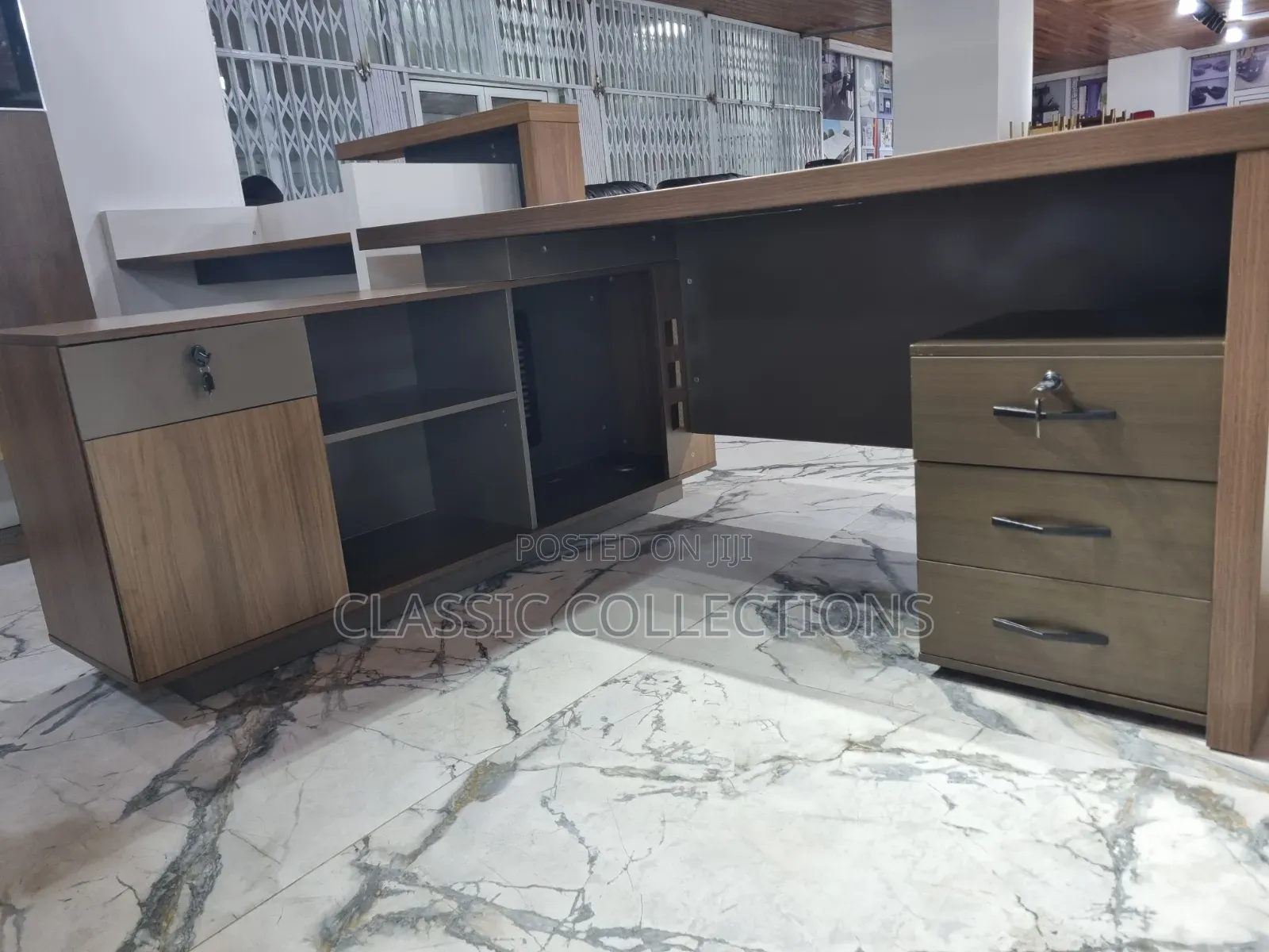 L-Shaped Office Desk-1.8m Executive