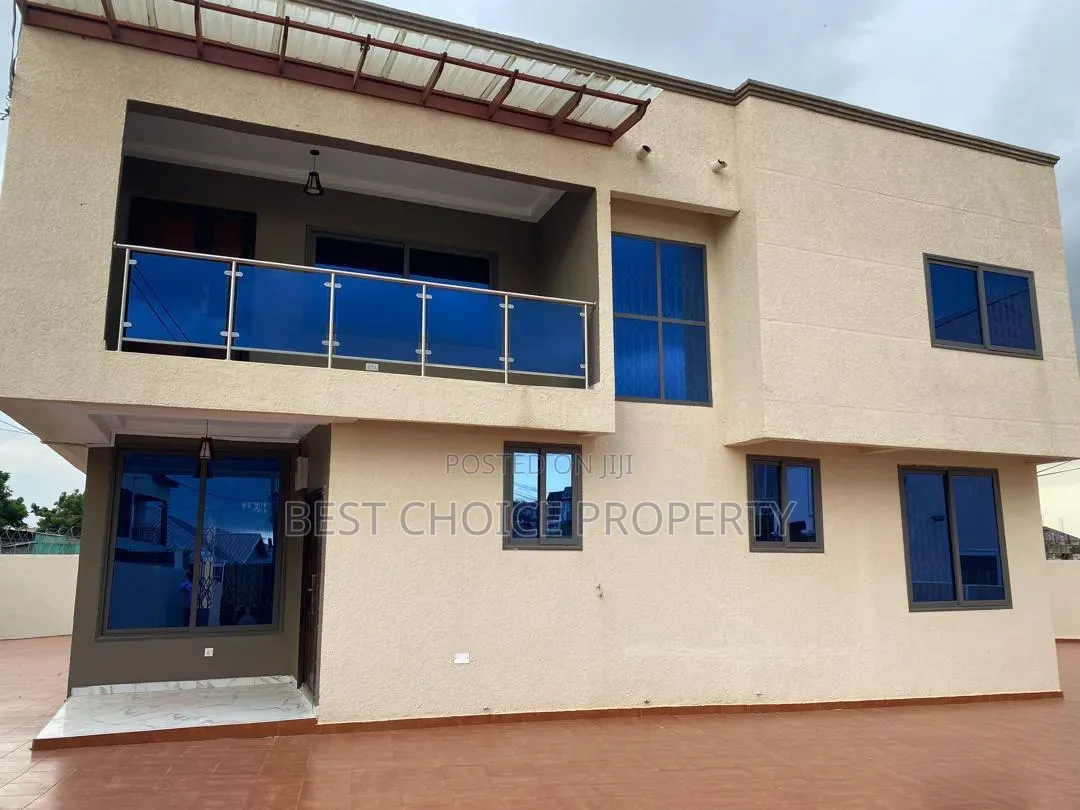 4bdrm Apartment in New Oak Villa, A&C Mall Area for rent