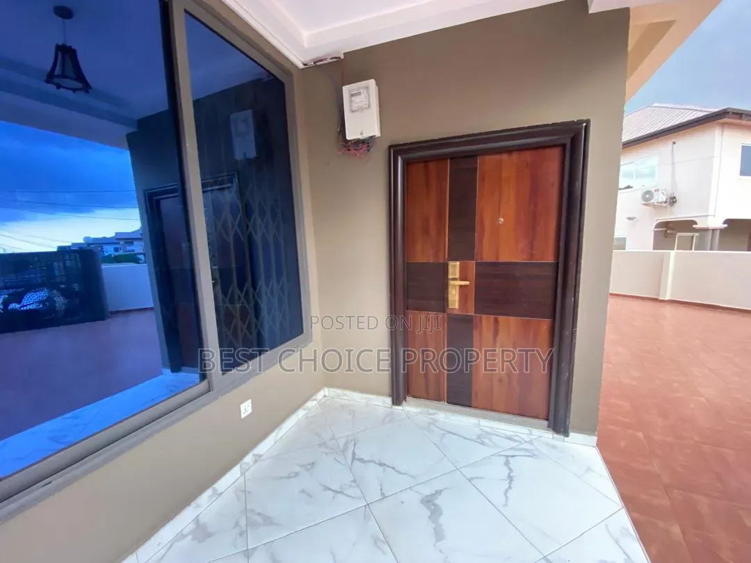 4bdrm Apartment in New Oak Villa, A&C Mall Area for rent