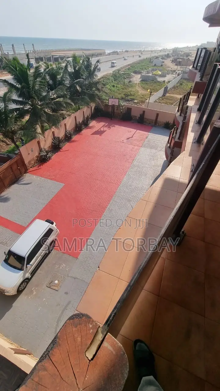 Furnished 20bdrm Apartment in Apaeenr/Hotel, Labadi for sale