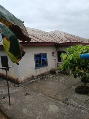 3bdrm House in Adansi South for sale