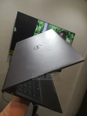 Laptop Dell Inspiron 15 8GB Intel Core i5 SSD 512GB