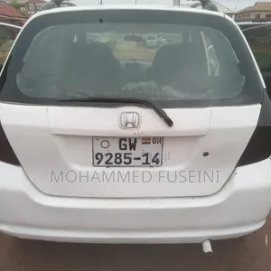 Honda Fit 2002 White