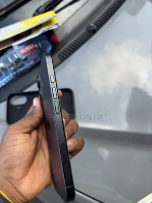 Apple iPhone 16 128 GB Black