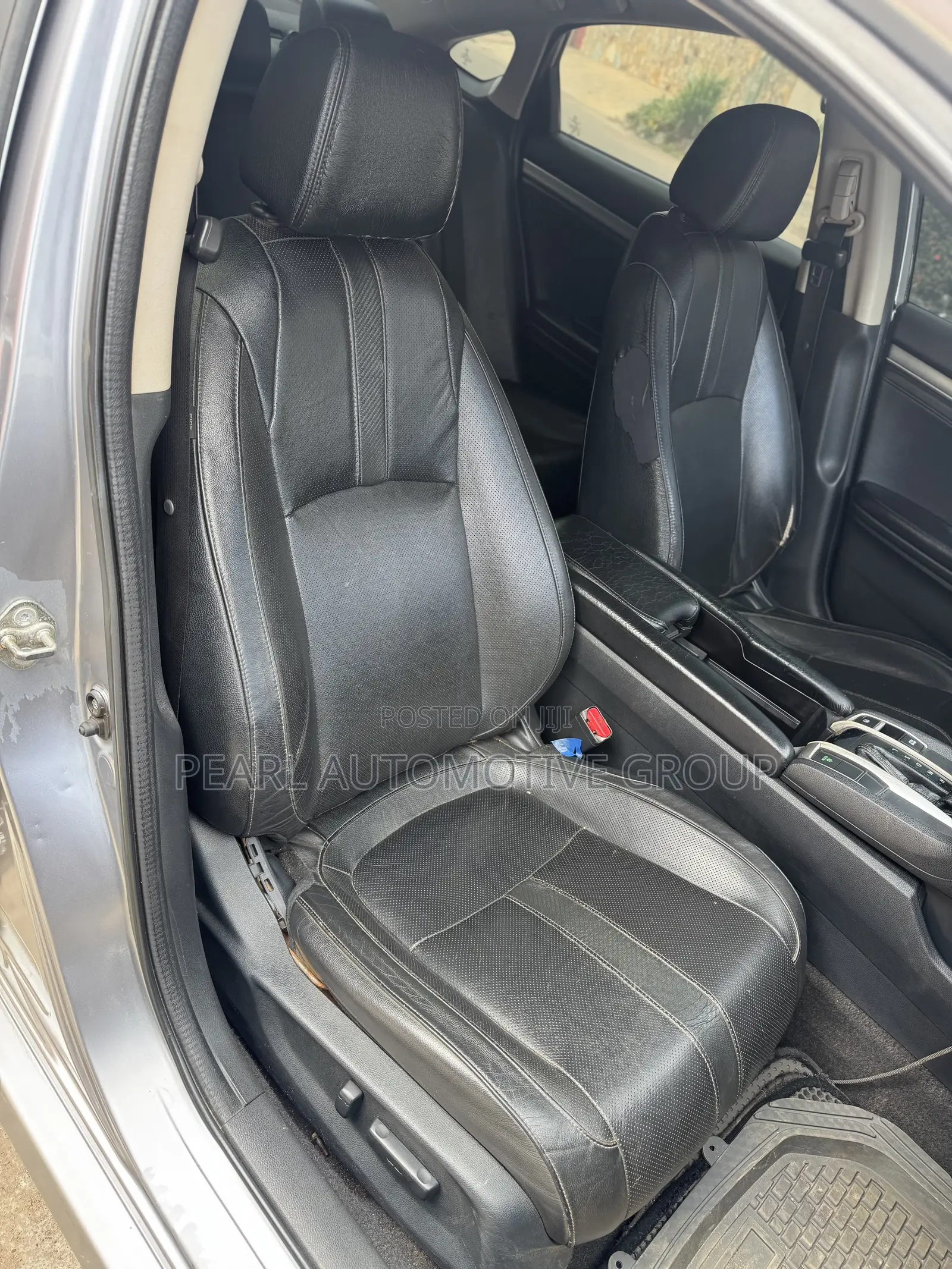 Honda Civic Touring 4dr Sedan (1.5L 4cyl) 2017 Silver