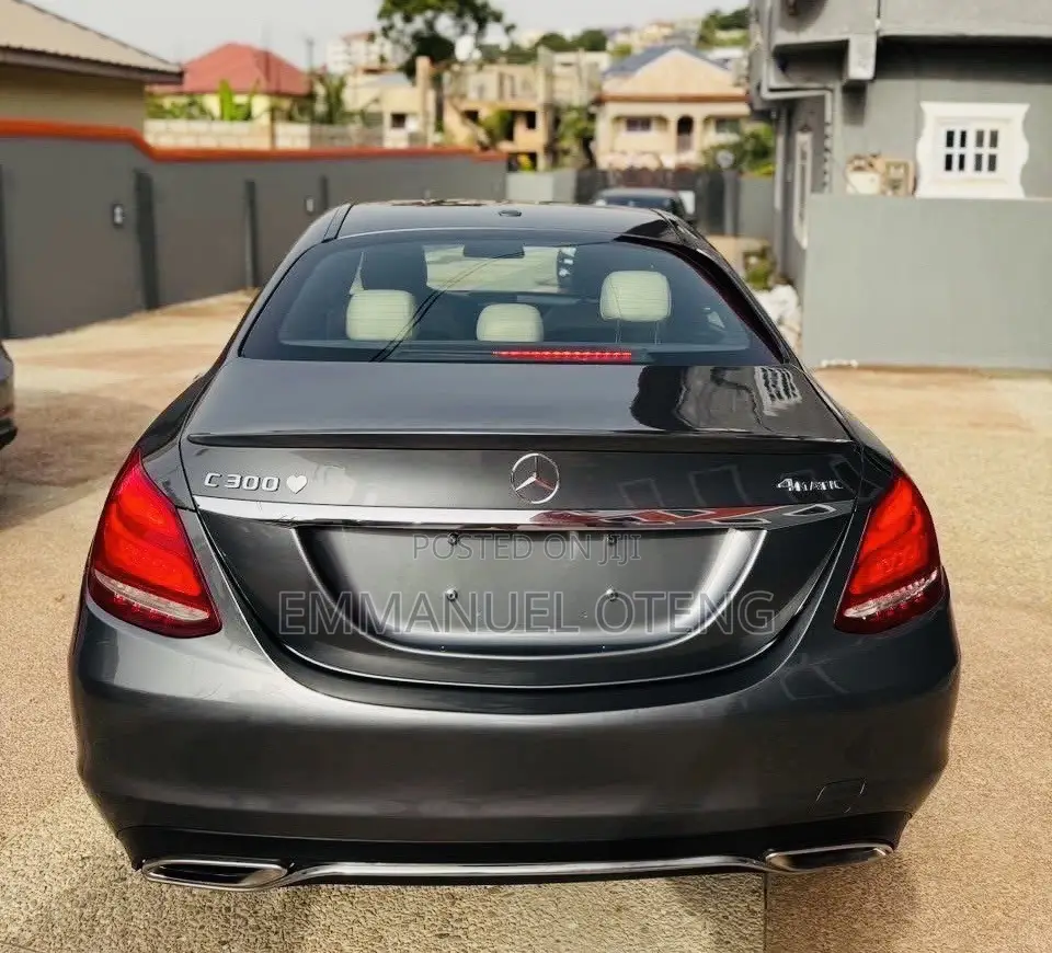 Mercedes-Benz C300 2018 Gray
